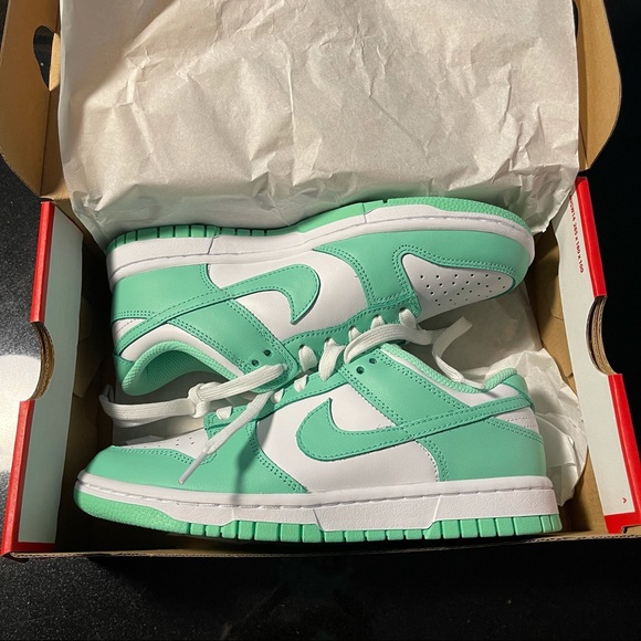Nike Shoes - Nike dunk low - Green Glow